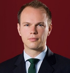 Dr. Timo Bernau