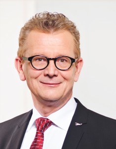 Hans-Jürgen Friedrich, Vorstand der KFM Deutsche Mittelstand AG