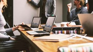 Startups sollten mit dem Vertrieb schon vor der Entwicklung beginnen